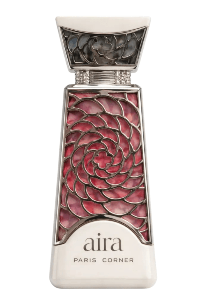 Aira Paris Corner